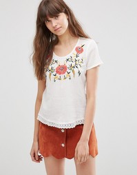 Футболка с короткими рукавами и цветочной отделкой Vero Moda