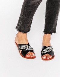 Кожаные сандалии с декоративной отделкой ASOS FEMI - Черная кожа