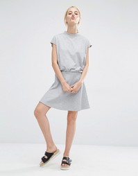 Трикотажная короткая расклешенная юбка Monki - Серый