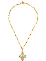 gripoix clover necklace Chanel Vintage