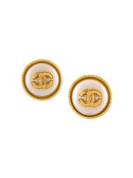 logo button clip on earrings Chanel Vintage