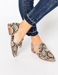 Остроносые туфли на плоской подошве ASOS MELODY - Snake