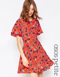 ASOS PETITE Printed Tea Dress in Floral - Красный
