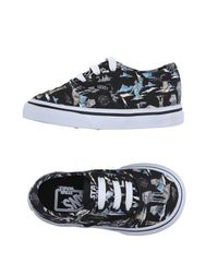 Низкие кеды и кроссовки Vans