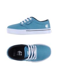 Низкие кеды и кроссовки Etnies