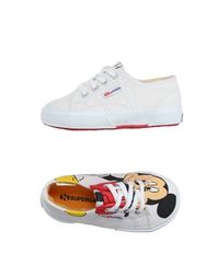Низкие кеды и кроссовки Superga