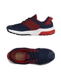 Низкие кеды и кроссовки Geox