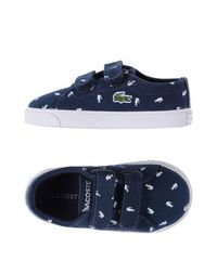 Низкие кеды и кроссовки Lacoste