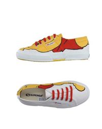 Низкие кеды и кроссовки Superga
