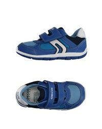Низкие кеды и кроссовки Geox