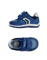 Низкие кеды и кроссовки Geox