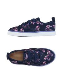 Низкие кеды и кроссовки Geox