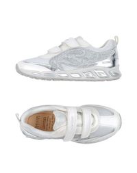 Низкие кеды и кроссовки Geox