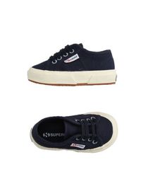 Низкие кеды и кроссовки Superga