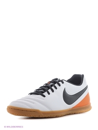 Бутсы Nike
