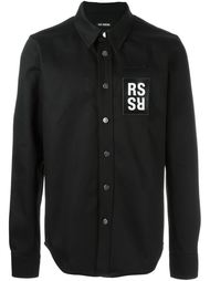джинсовая рубашка с заплаткой с логотипом Raf Simons