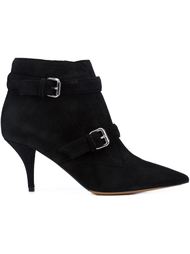 'Fitz' boots Tabitha Simmons