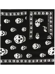 шарф 'Skull'  Alexander McQueen
