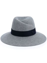 'Virginie' hat Maison Michel