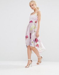 Приталенное платье с цветочным принтом Hope And Ivy - Розовый