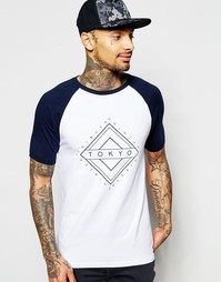 Футболка с контрастными рукавами реглан и принтом Tokyo ASOS