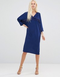 Liquorish Shift Dress With Navy Tassels