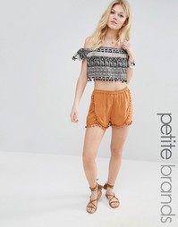 Vero Moda Petite Pom Pom Trim Shorts - Табачный