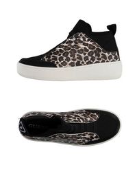 Высокие кеды и кроссовки Guess
