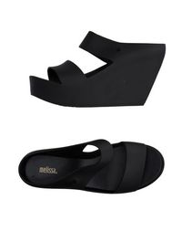 Сандалии Melissa