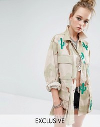 Куртка в стиле милитари с камуфляжным принтом Reclaimed Vintage
