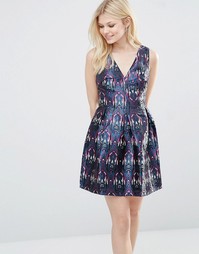 Короткое приталенное платье с принтом Glamorous - Фиолетовый
