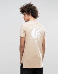 Длинная футболка с принтом и удлиненной кромкой сзади ASOS - Blonde