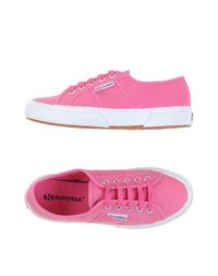 Низкие кеды и кроссовки Superga