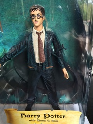 Фигурки-игрушки Neca