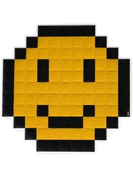 наклейка 'Pixel Smiley' Anya Hindmarch