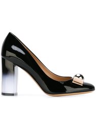 туфли 'Vara'  Salvatore Ferragamo