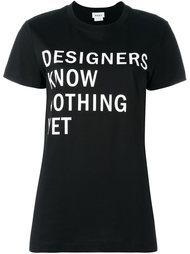 футболка с принтом надписи DKNY