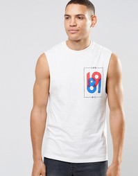 Удлиненная футболка без рукавов с принтом на груди ASOS - Бежевый