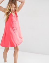 Свободное платье без рукавов с V-образным вырезом ASOS - Розовый