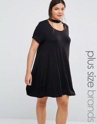 Свободное платье с горловиной‑чокером Boohoo Plus - Черный