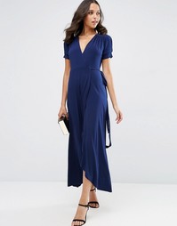 Платье макси из крепа с запахом и короткими рукавами ASOS
