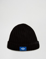 Черная шапка-бини с трилистником adidas Originals AY9308 - Черный