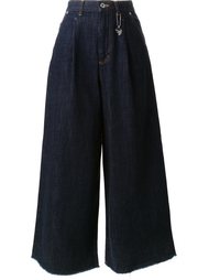 high-waisted wide-legged jeans Muveil