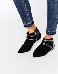 Остроносые ботильоны с круговой отделкой ремешком ASOS ANNA - Черный