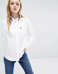 Рубашка бойфренда с воротником в клетку Fred Perry - Белый
