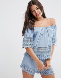 Пляжный топ с открытыми плечами и ажурной отделкой ASOS