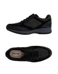 Низкие кеды и кроссовки Geox