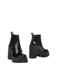 Черные Полусапоги и высокие ботинки Cinzia Araia