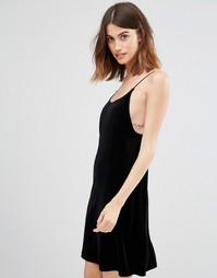 Бархатное платье на бретельках Vero Moda - Черный
