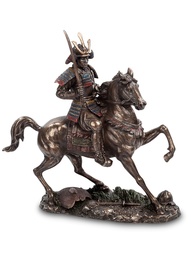 Статуэтки Veronese